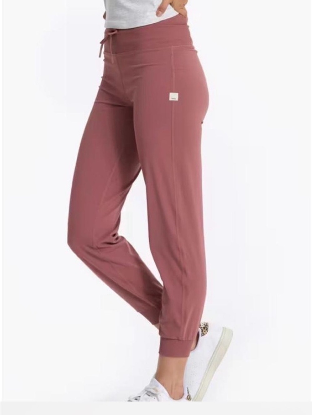 Women’s Vuori Mauve Daily Jogger Pants with Drawstring Waist